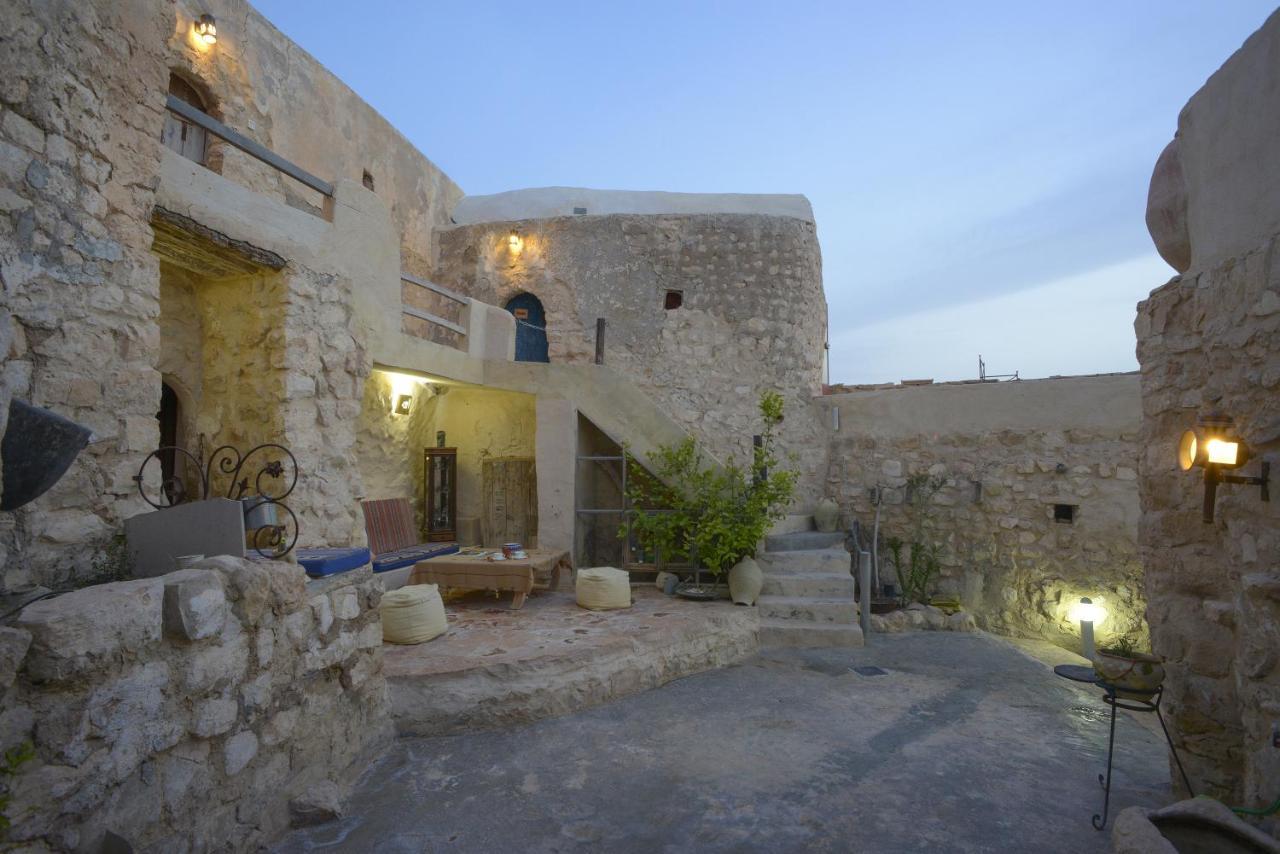 Auberge De Tamezret Tamazrat Eksteriør billede